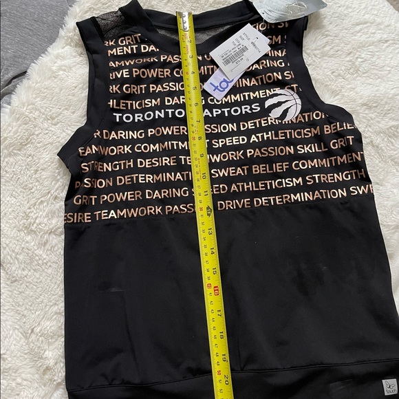 NWT Raptors Endurance tank - Picture 4 of 7